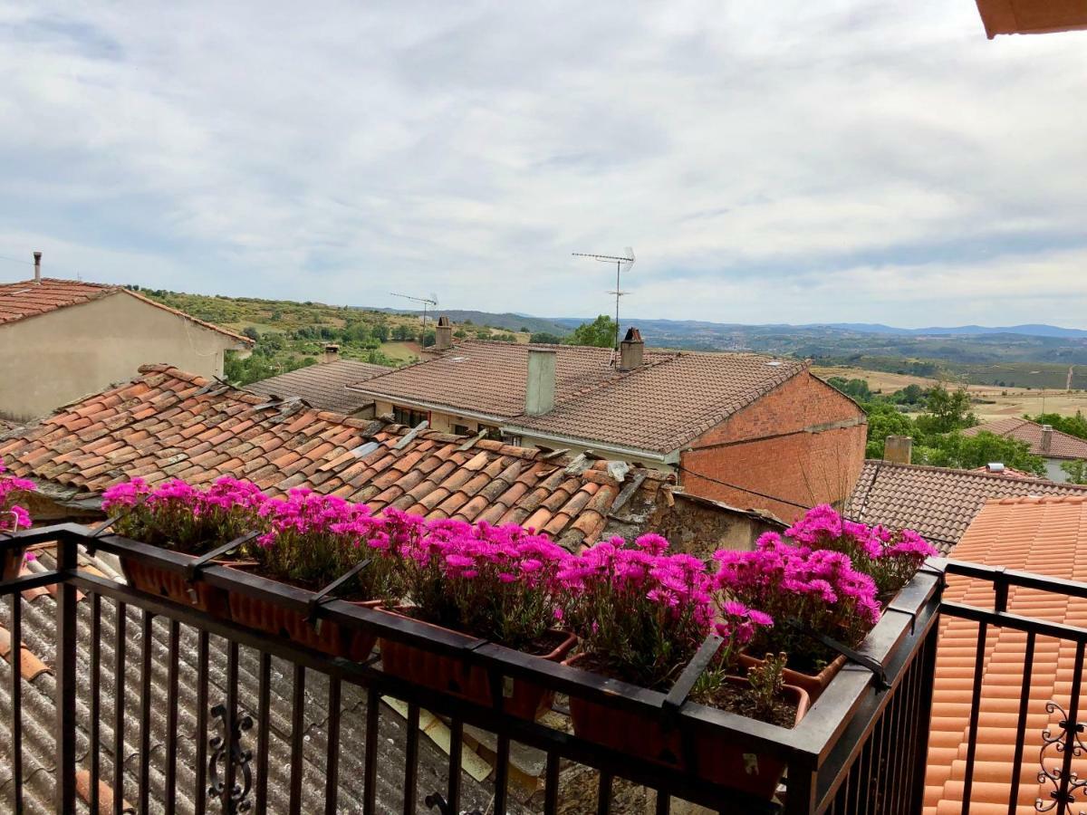 La Primavera Nuez Exterior foto