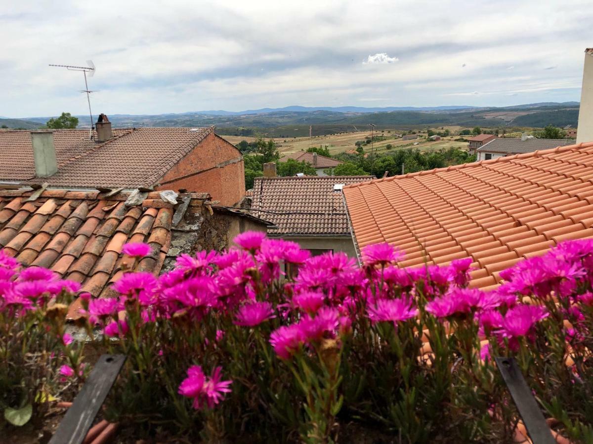 La Primavera Nuez Exterior foto